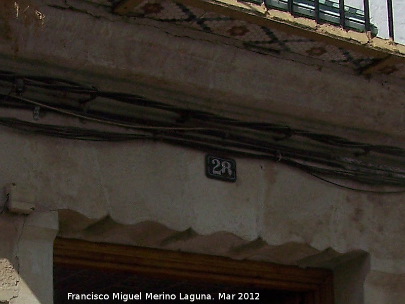 Casa de la Calle Carnicera n 28 - Casa de la Calle Carnicera n 28. Dintel