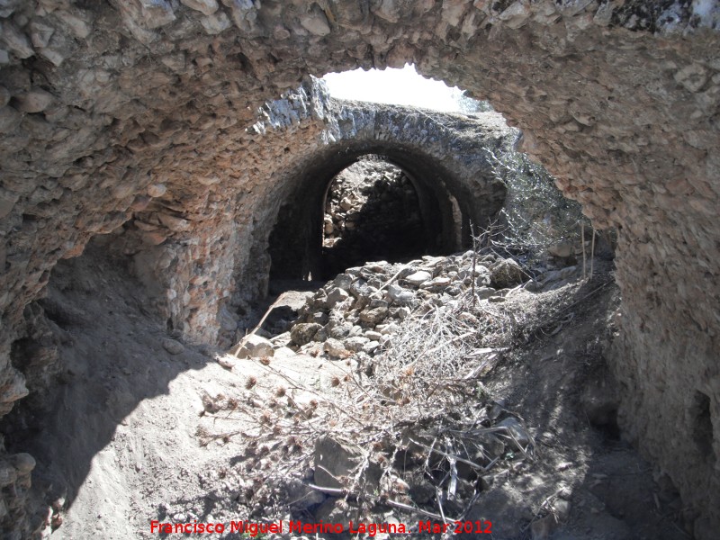 Aljibe romano del Cerro Maquiz - Aljibe romano del Cerro Maquiz. Interior