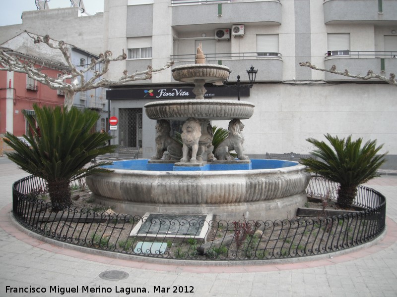 Fuente de la Plaza Primero de Mayo - Fuente de la Plaza Primero de Mayo. 