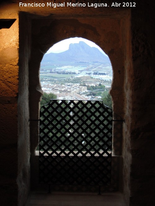 Alcazaba. Torre Blanca - Alcazaba. Torre Blanca. Ventana de herradura