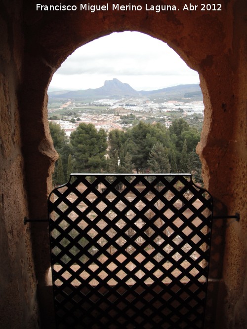 Alcazaba. Torre Blanca - Alcazaba. Torre Blanca. Ventana de herradura