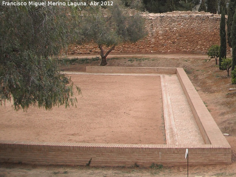 Alcazaba. Patio de Armas - Alcazaba. Patio de Armas. 