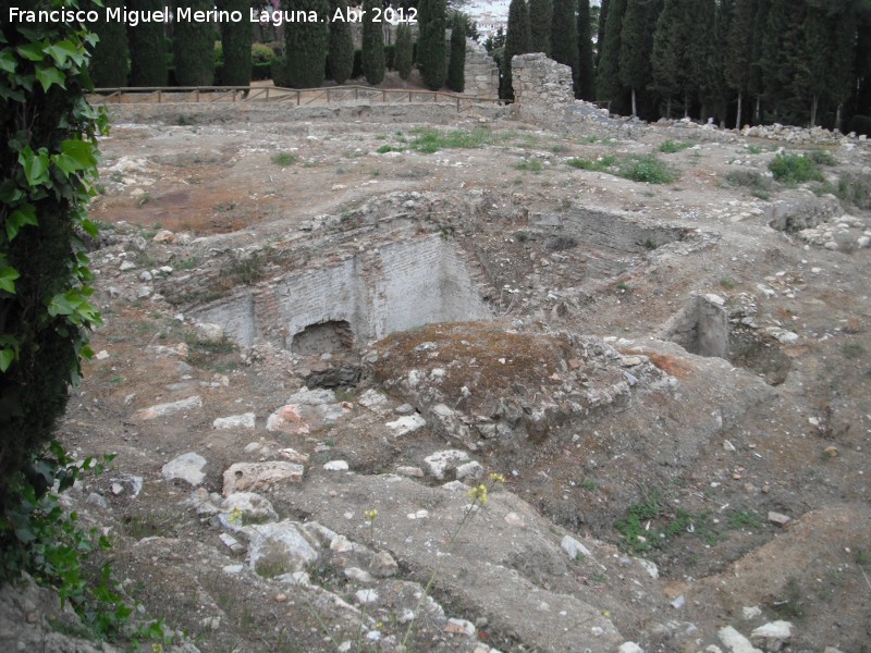 Alcazaba. Aljibe Nazar - Alcazaba. Aljibe Nazar. 