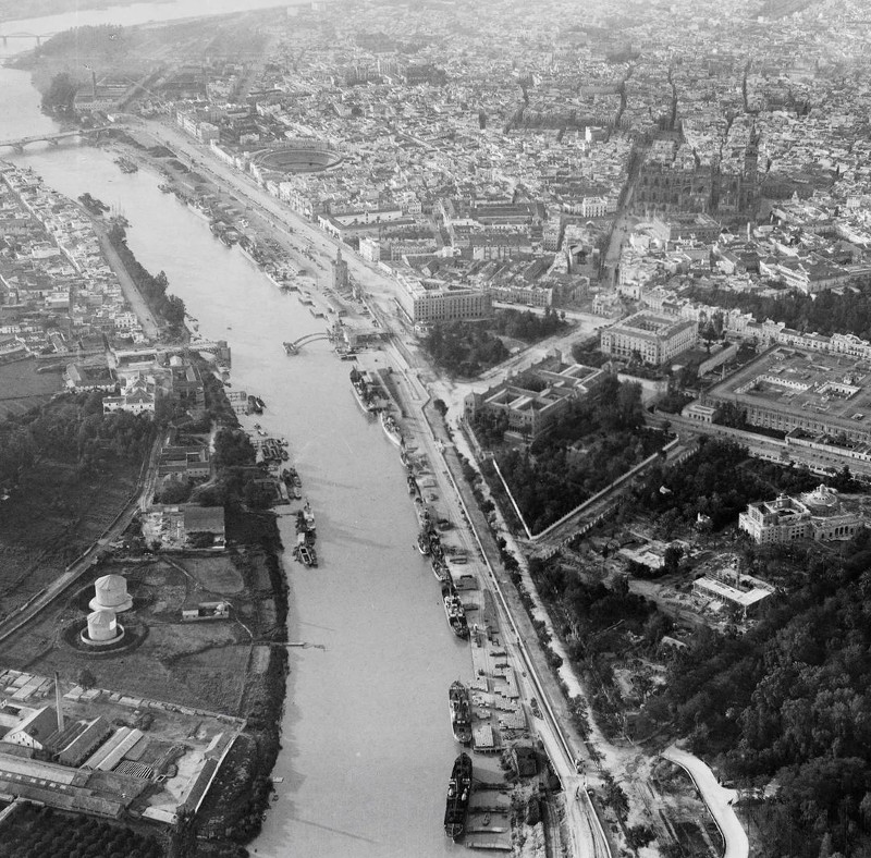 Ro Guadalquivir - Ro Guadalquivir. A su paso por Sevilla 1928