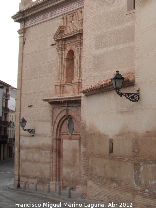 Convento de San Jos - Convento de San Jos. Portada lateral