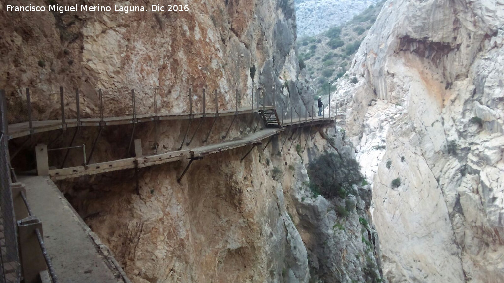 Caminito del Rey - Caminito del Rey. Camino viejo y camino nuevo en el Desfiladero de los Gaitanes