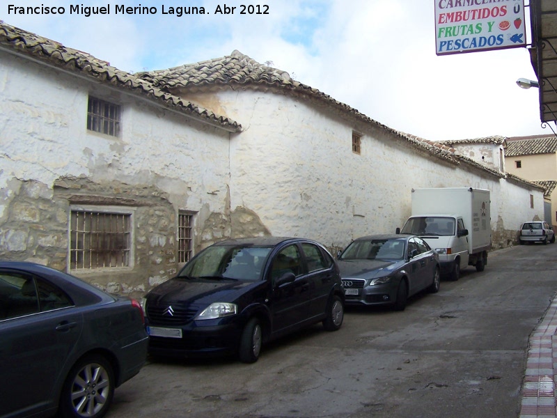 Muro almenado del Paseo Doctor Revueltas - Muro almenado del Paseo Doctor Revueltas. Parte trasera