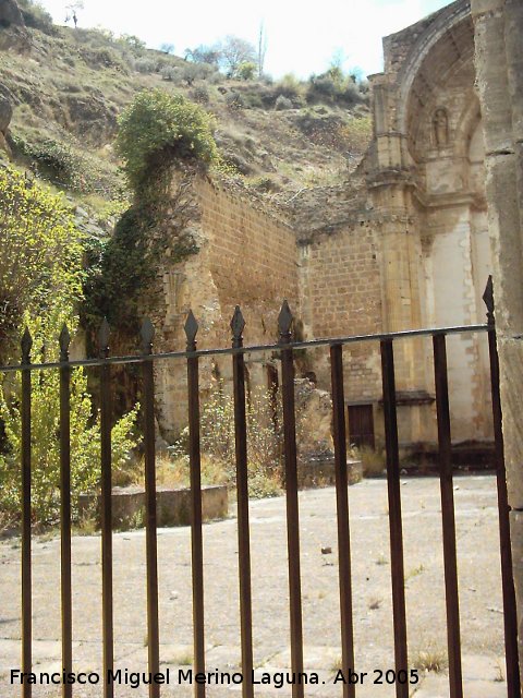 Iglesia de Santa Mara - Iglesia de Santa Mara. Muro que da al monte