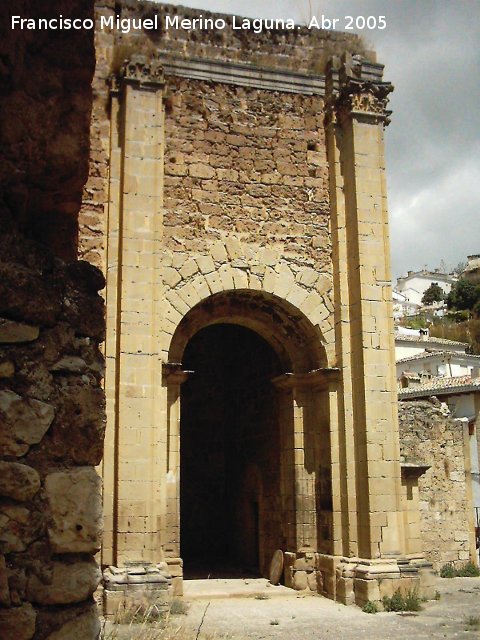 Iglesia de Santa Mara - Iglesia de Santa Mara. Entrada a la capilla de los Camarasa