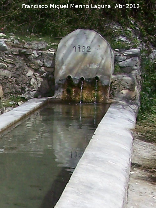 Fuente de Las Pilas - Fuente de Las Pilas. Caos