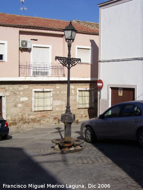 Fuente de la Plaza de las Siete Esquinas - Fuente de la Plaza de las Siete Esquinas. 