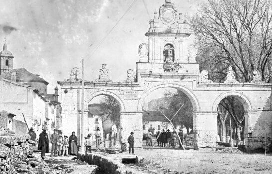 Puerta de los Arcos - Puerta de los Arcos. Foto antigua