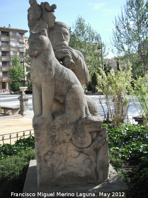 Estatua del Paseo de los lamos - Estatua del Paseo de los lamos. 