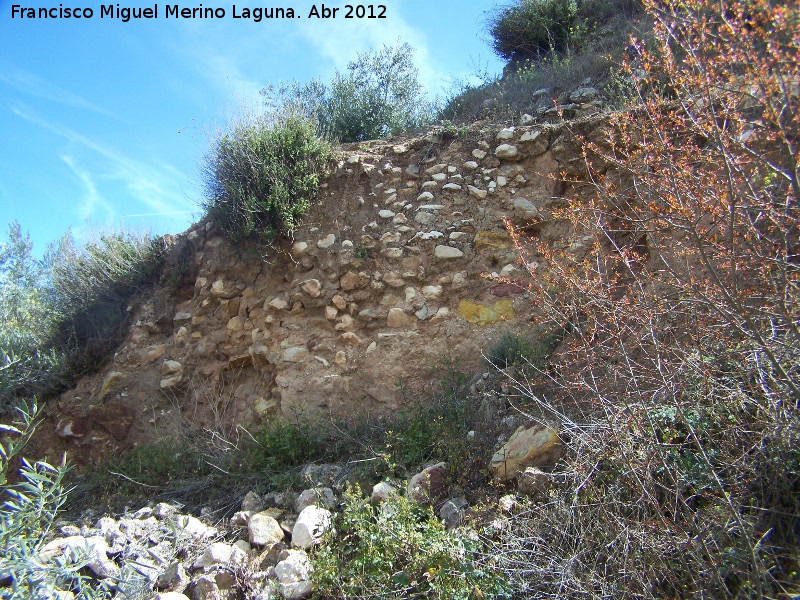 Castillejo - Castillejo. Restos de muralla