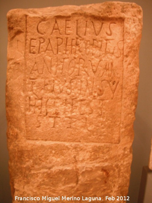 Historia de Espeluy - Historia de Espeluy. Estela funeraria. Museo Arqueolgico Provincial de Jan