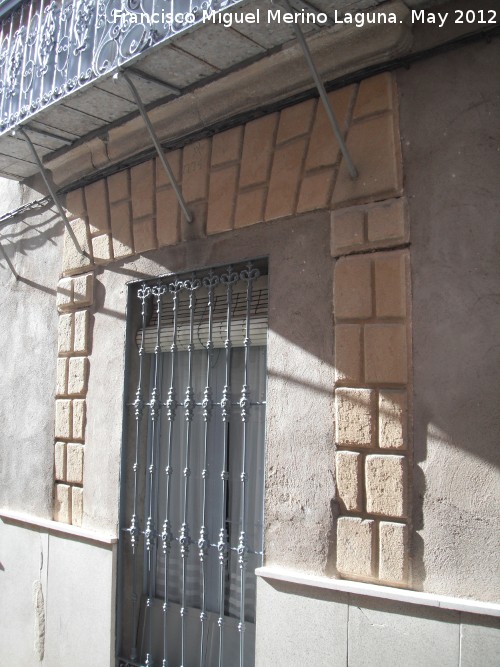 Casa de la Calle Cervantes n 8 - Casa de la Calle Cervantes n 8. Restos de la antigua portada