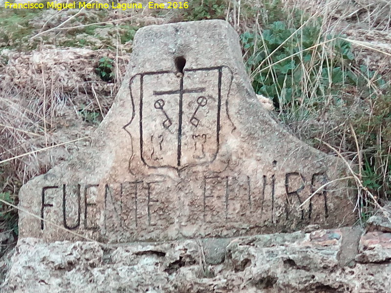 Fuente Elvira - Fuente Elvira. Escudo