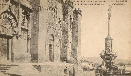 Triunfo de San Rafael de la Puerta del Puente - Triunfo de San Rafael de la Puerta del Puente. Foto antigua