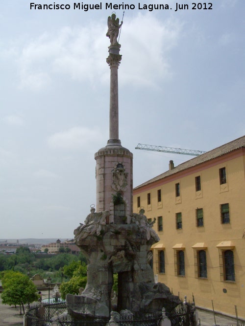 Triunfo de San Rafael de la Puerta del Puente - Triunfo de San Rafael de la Puerta del Puente. 