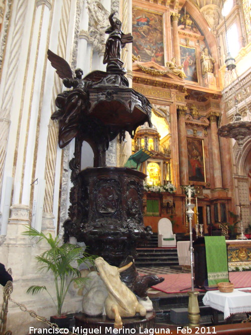 Mezquita Catedral. Capilla Mayor - Mezquita Catedral. Capilla Mayor. Plpito