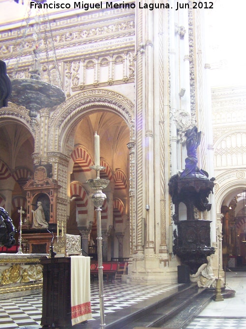 Mezquita Catedral. Capilla Mayor - Mezquita Catedral. Capilla Mayor. Lateral derecho