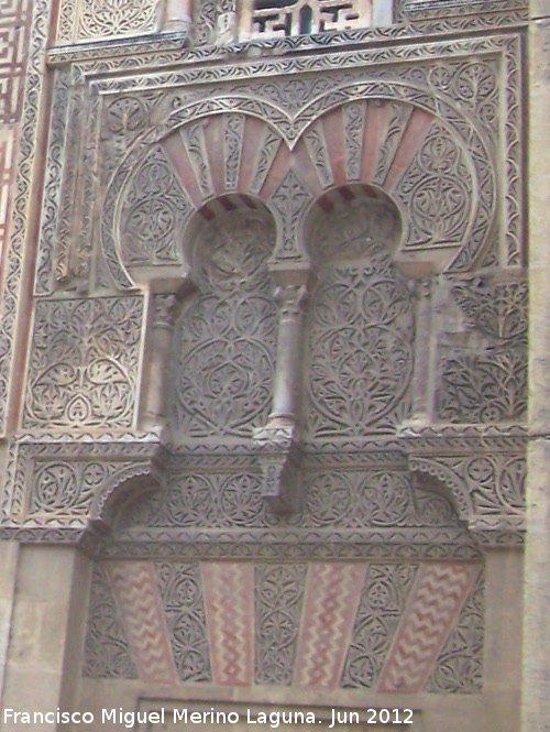 Mezquita Catedral. Puerta de San Nicolás - Mezquita Catedral. Puerta de San Nicolás. Arcos laterales