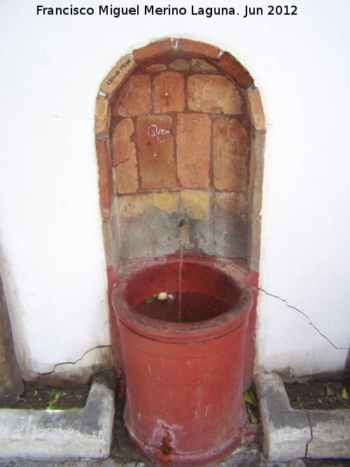 Fuente de la Plaza de los Rincones de Oro - Fuente de la Plaza de los Rincones de Oro. 