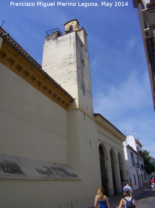 Iglesia de Santiago - Iglesia de Santiago. Lateral y campanario