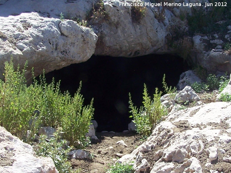 Cueva de la Encantada - Cueva de la Encantada. Entrada