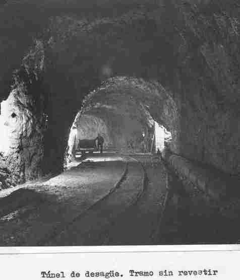 Pantano del Tranco - Pantano del Tranco. Foto antigua. Construccin de la Presa