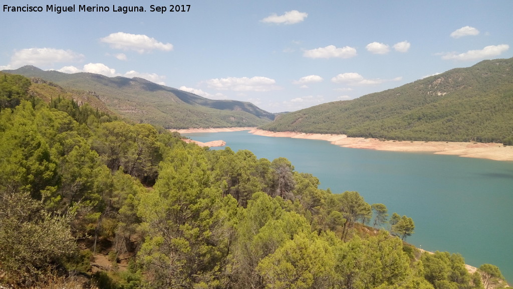 Pantano del Tranco - Pantano del Tranco. Desde el Mirador Solana de Padilla