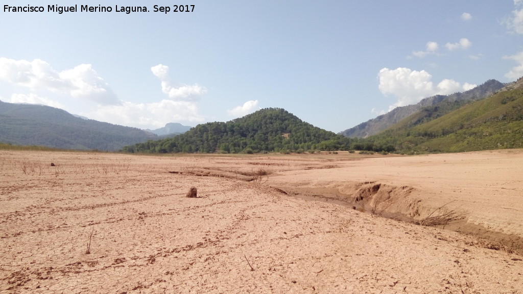 Pantano del Tranco - Pantano del Tranco. En sequa