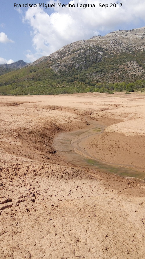 Pantano del Tranco - Pantano del Tranco. En sequa