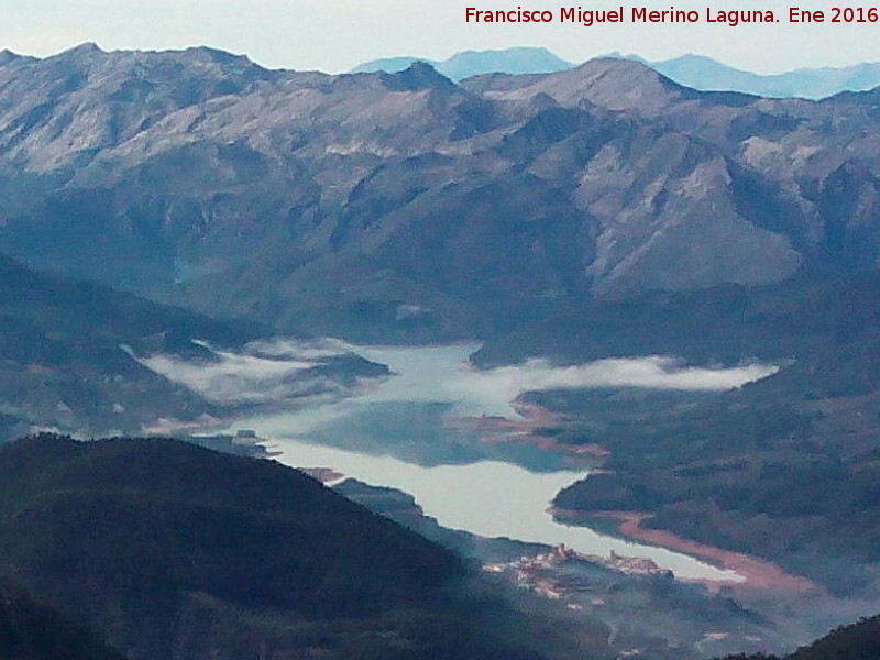 Pantano del Tranco - Pantano del Tranco. Desde el Yelmo