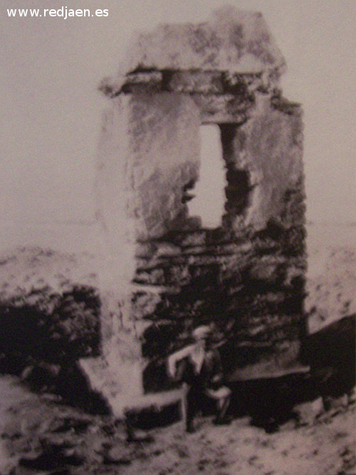 Baelo Claudia. Necrpolis - Baelo Claudia. Necrpolis. Monumento turriforme Hornillo de Santa Catalina 1919