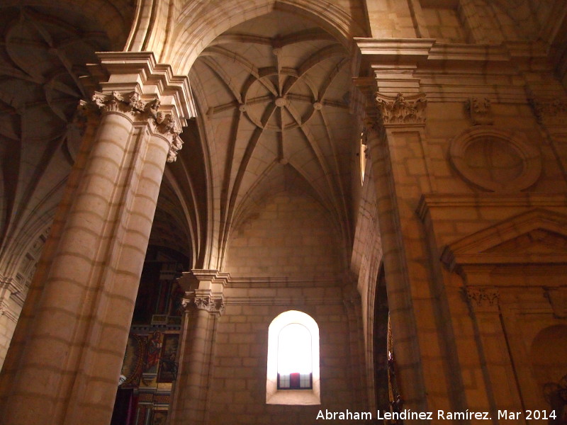 Iglesia de la Inmaculada - Iglesia de la Inmaculada. Bveda de crucera