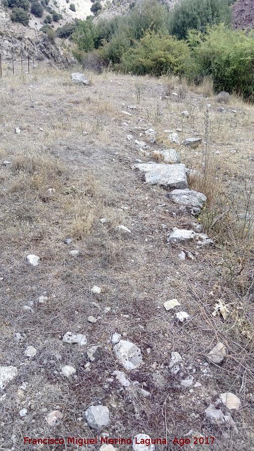 Cerro del Tercero - Cerro del Tercero. Restos de camino a la entrada del can por el oeste