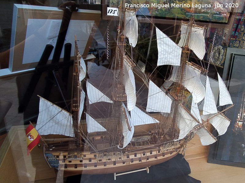 Sant�sima Trinidad - Sant�sima Trinidad. Maqueta en una tienda de Ja�n