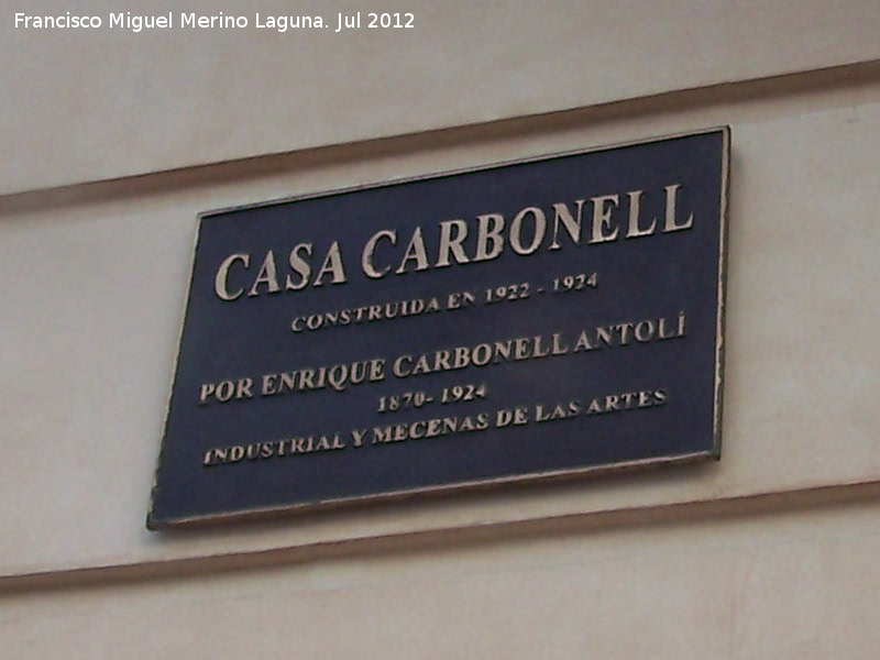 Edificio Carbonell - Edificio Carbonell. Placa