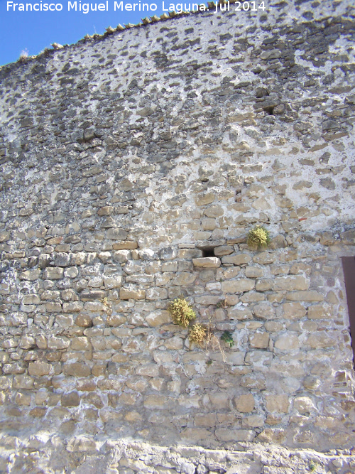 Murallas de Iznatoraf - Murallas de Iznatoraf. Paseo del Solano. Desage