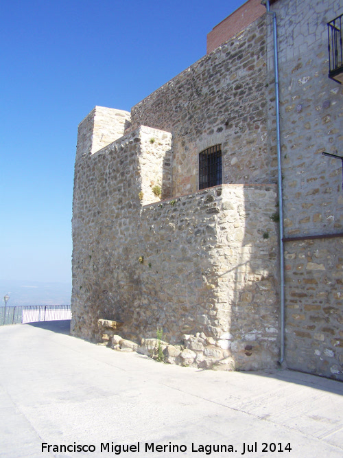 Murallas de Iznatoraf - Murallas de Iznatoraf. Paseo del Solano