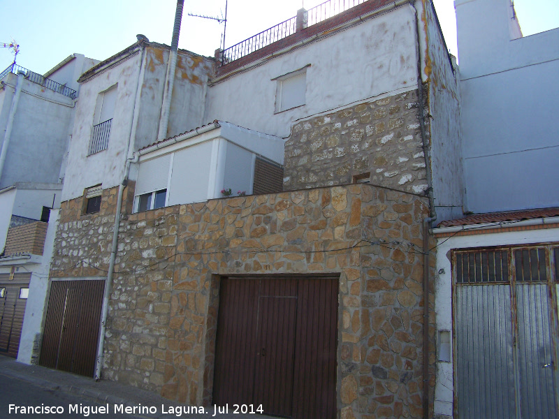 Murallas de Iznatoraf - Murallas de Iznatoraf. Calle Carretera a extramuros