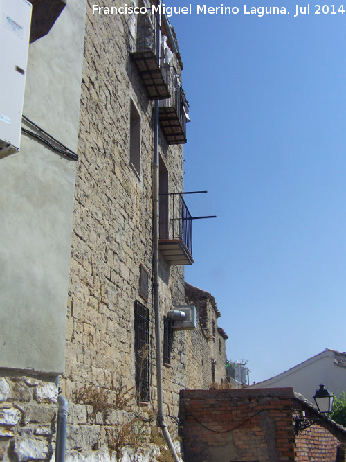 Murallas de Iznatoraf - Murallas de Iznatoraf. Calle Calaveras