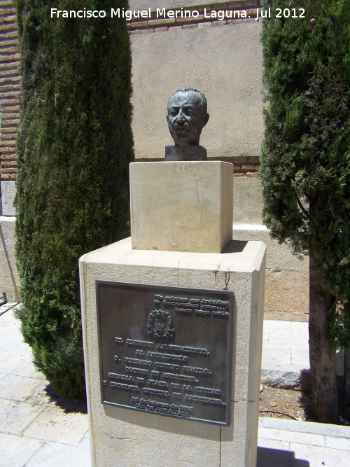 Monumento a Ricardo Conejo Ramilo - Monumento a Ricardo Conejo Ramilo. 