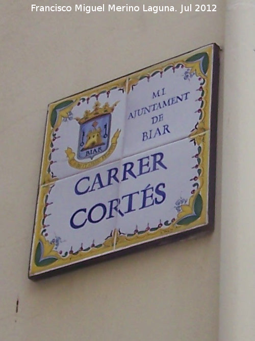 Calle Corts - Calle Corts. Placa