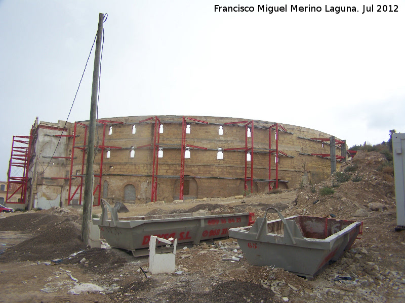 Plaza de Toros - Plaza de Toros. Lateral