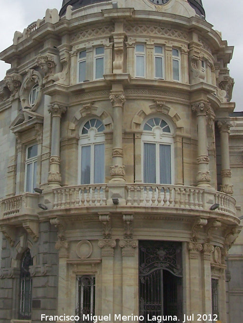 Palacio Consistorial - Palacio Consistorial. Balcones