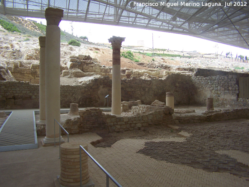 Termas Romanas - Termas Romanas. Peristilo