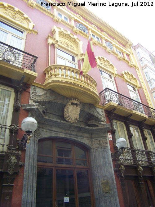 Palacio del Marqus de Casatilly - Palacio del Marqus de Casatilly. Fachada