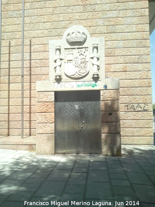 Banco de Espaa - Banco de Espaa. Puerta de acceso con el escudo de Espaa